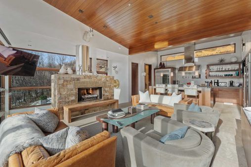 Cozy Fireplace