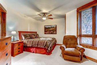 11 BlueSky Breckenridge 305