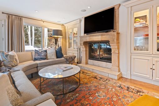 Multiple Fireplaces