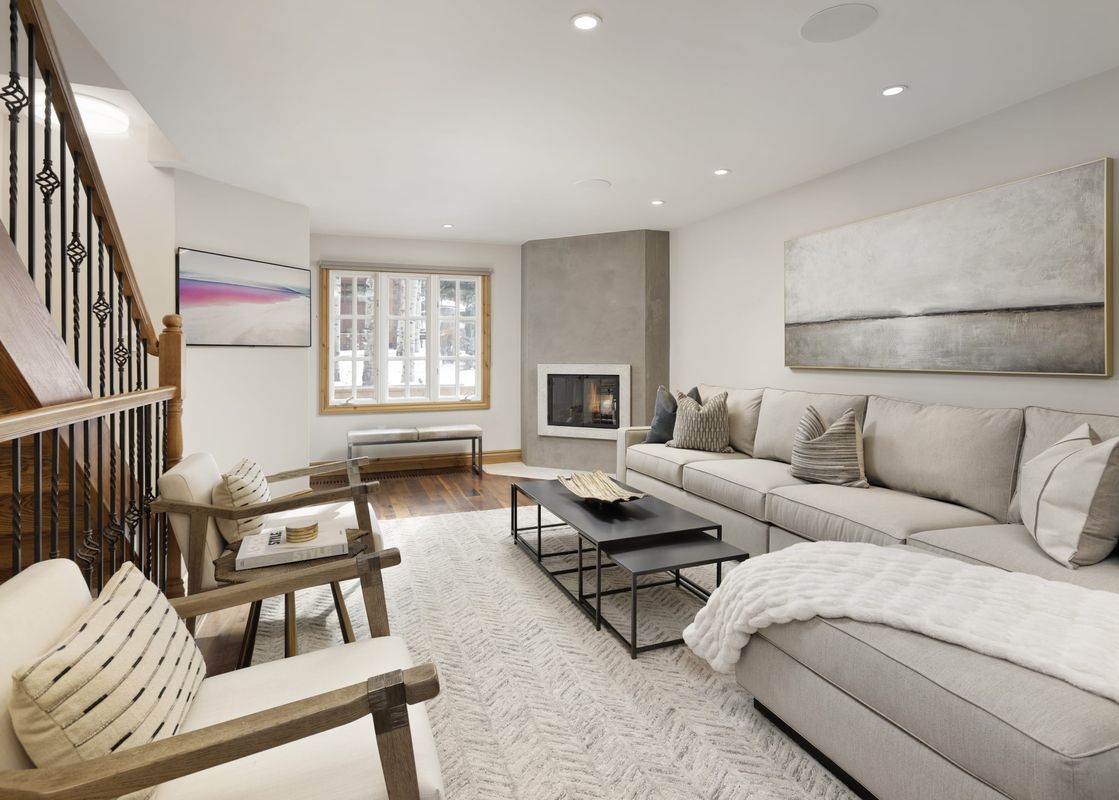 01 Alpenblick Four Bedroom Townhome