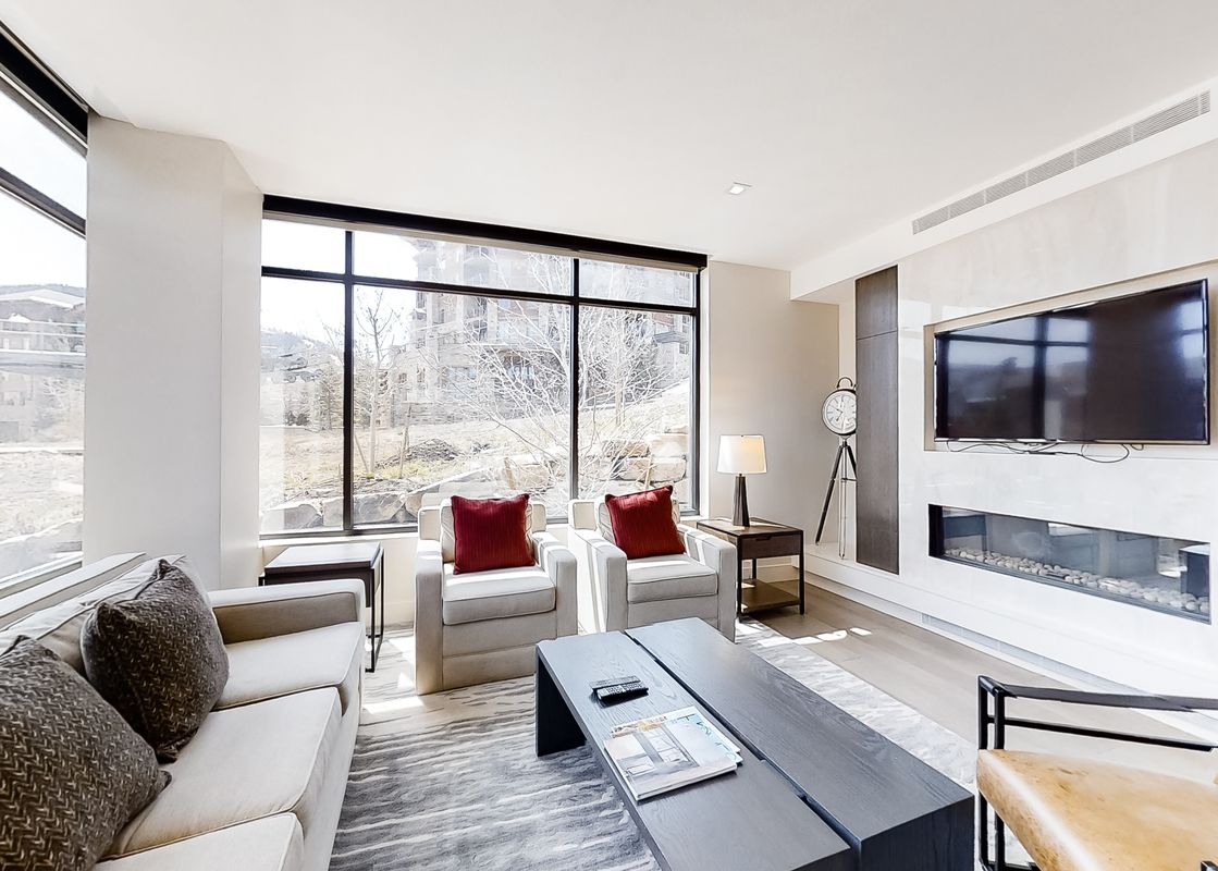 01 Living Room
