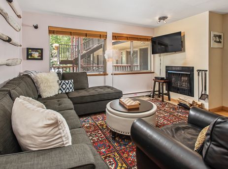 Silverglo Condominiums Unit 204
