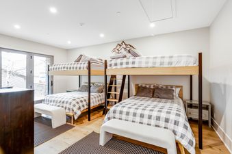 20 East Vail Vista
