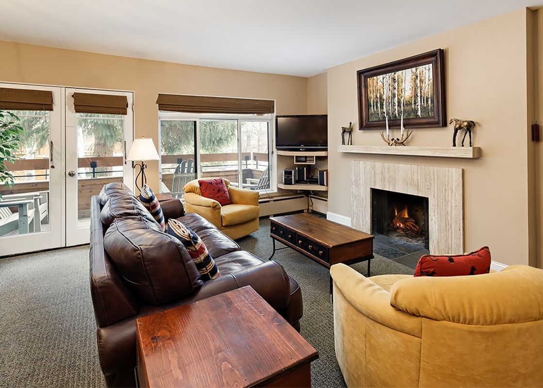 01 Living Room