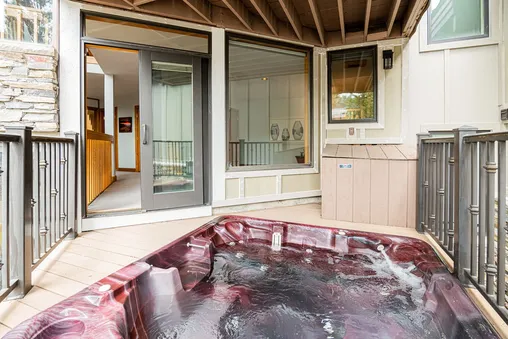Hot Tub