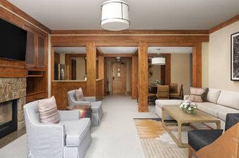 Four Seasons Three Bedroom Resort Residence Mountain View