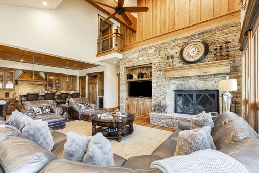 Multiple Fireplaces