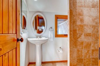 22-ridgepoint-185-bath-a1