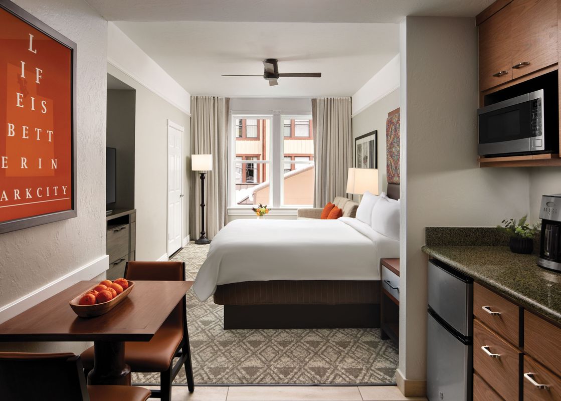 Marriotts Summit Watch Guest Room