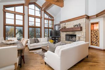 Colonnade Residence 11