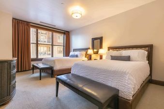 Great Bear Lodge 306