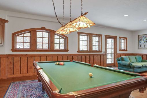 Games Room with Pool Table
