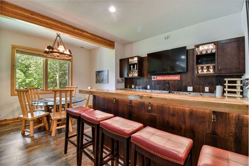 Wet Bar off Games Room