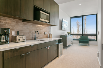 105B Argent Hotel Room