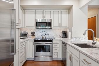 Centennial Residence 15