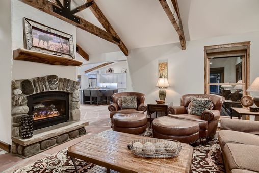 Multiple Fireplaces