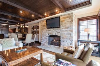Mountain-View-306-Living-Room-2