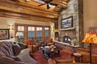 02 Living Room