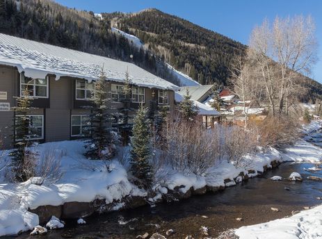 Mountainside Inn
