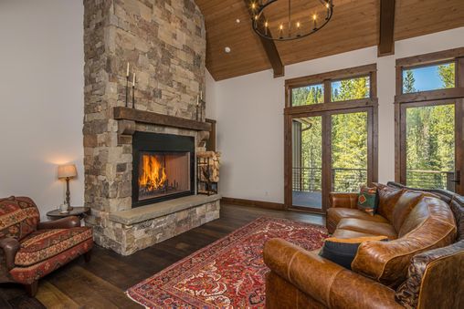 Multiple Fireplaces