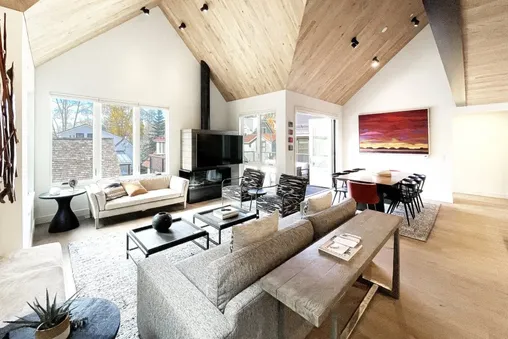 Modern Fireplaces