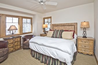 Main bedroom with King bed